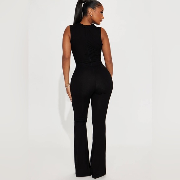 Brand New Fashion Nova Jumpsuit - Picture 3 of 3